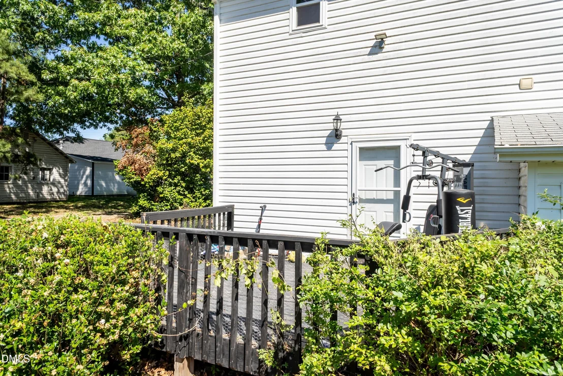 Photo of 1502 Bahama Road