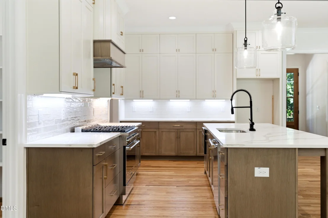 Photo of 3000 Hickory Road