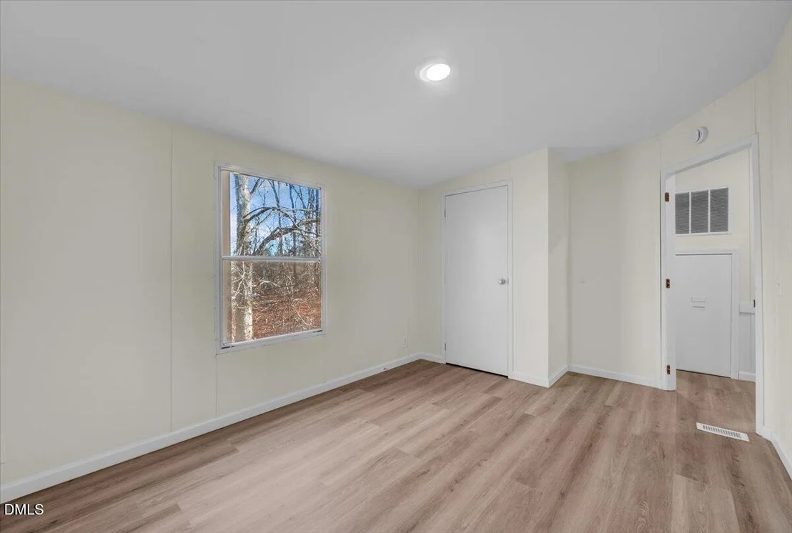 Photo of 230 Dustin Lane