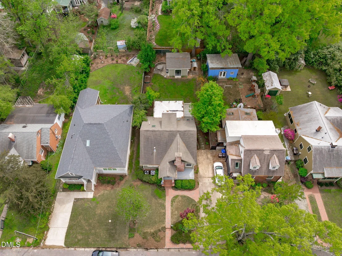 Photo of 2111 Pershing Street