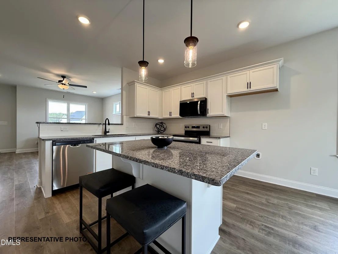 Photo of 150 Cardovia Way