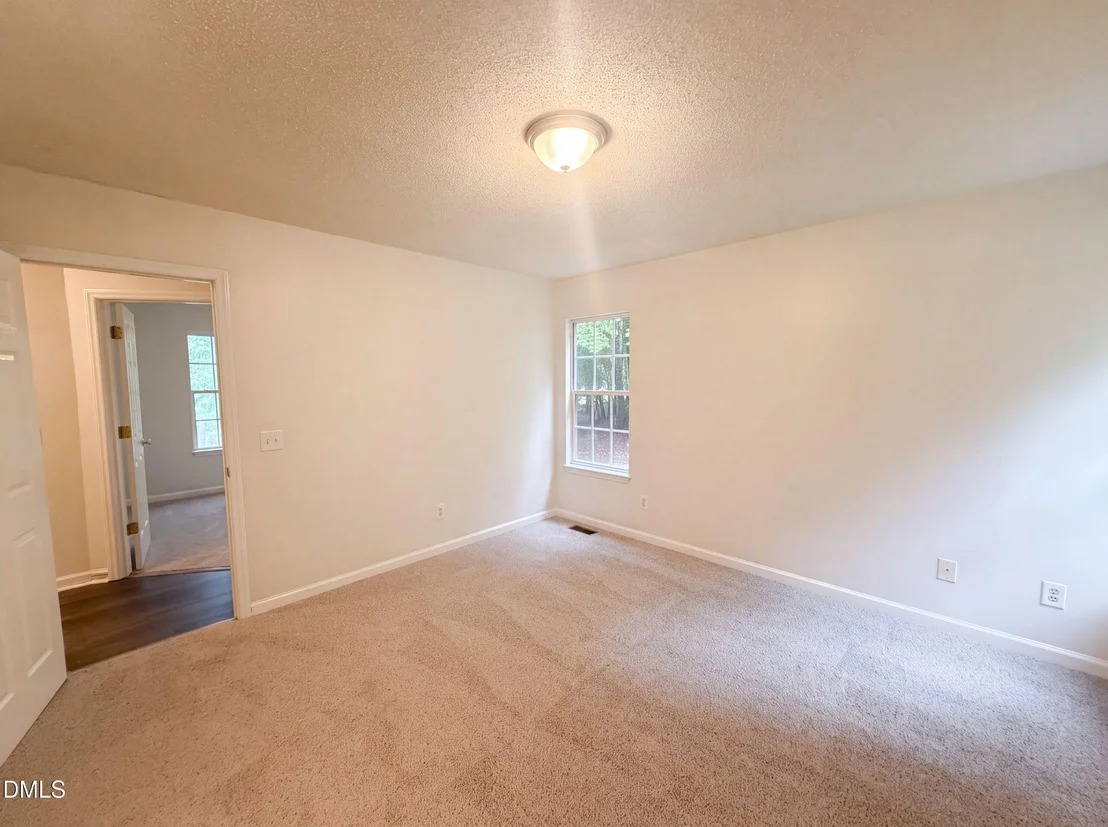 Photo of 5501 Wagon Farm Road