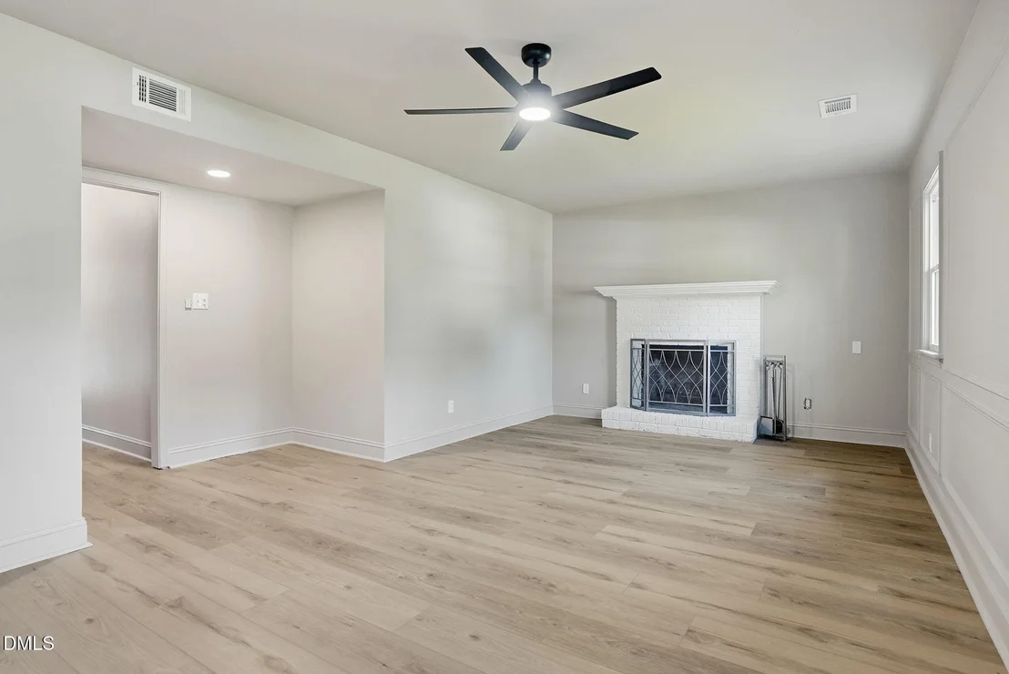 Photo of 803 Roanoke Drive