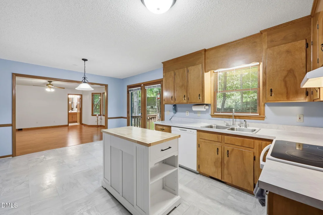 Photo of 6605 Willow Chase Drive