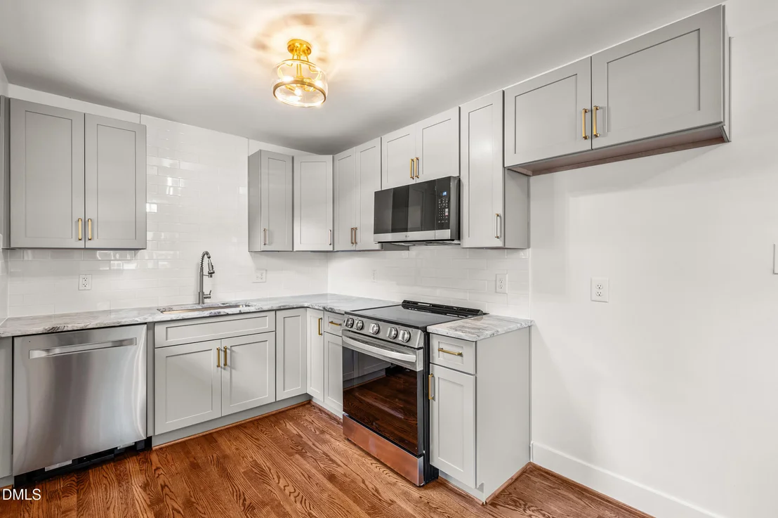Photo of 2321 Stroller Avenue