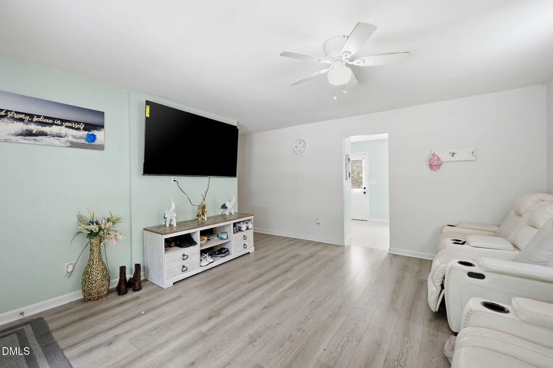 Photo of 3912 Memory Lane