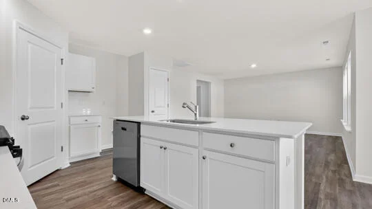 Photo of 290 Palm Drive