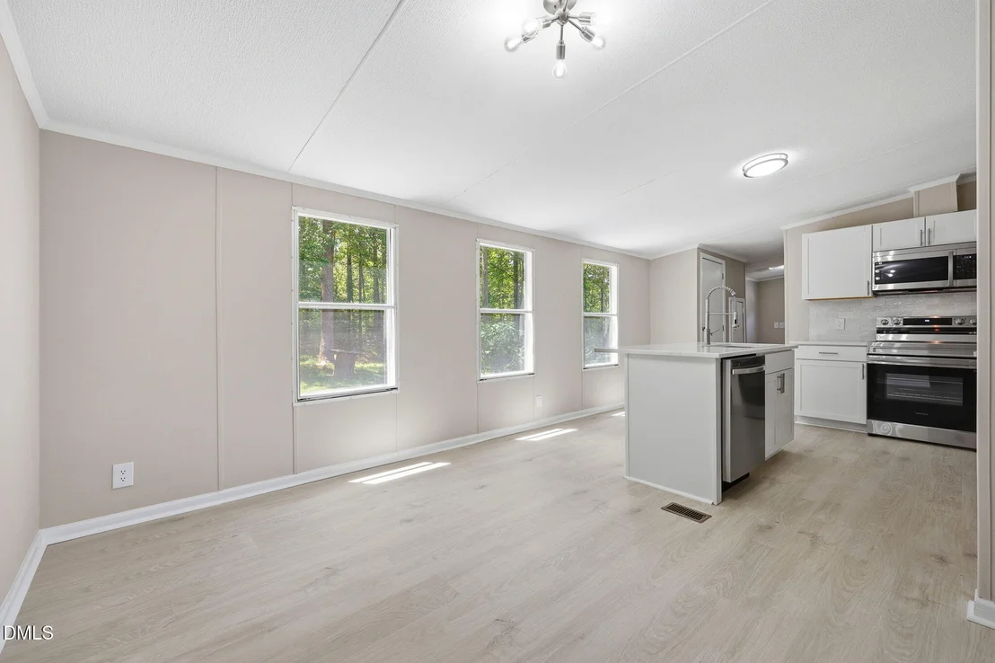 Photo of 733 Lemay Lane