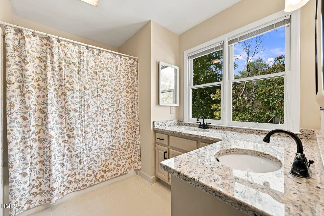 Photo of 13 Whitburn Place