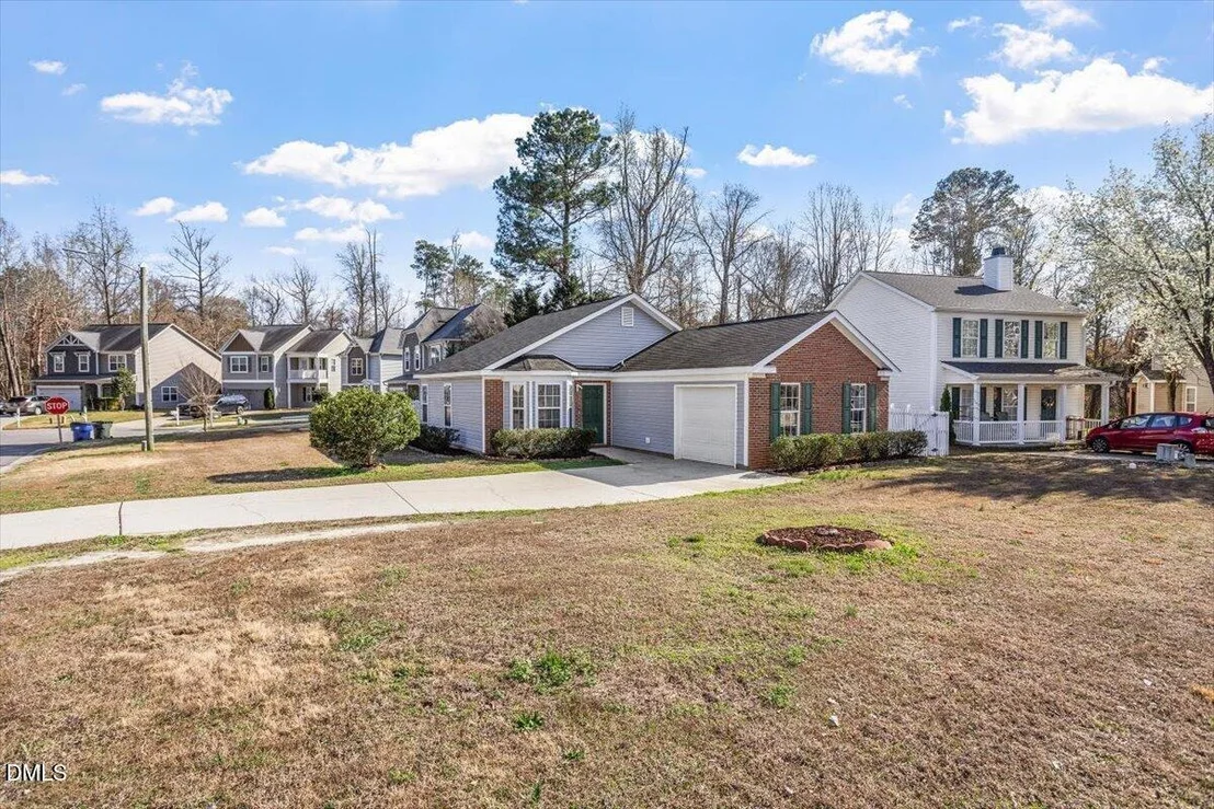 Photo of 5212 Marthonna Way
