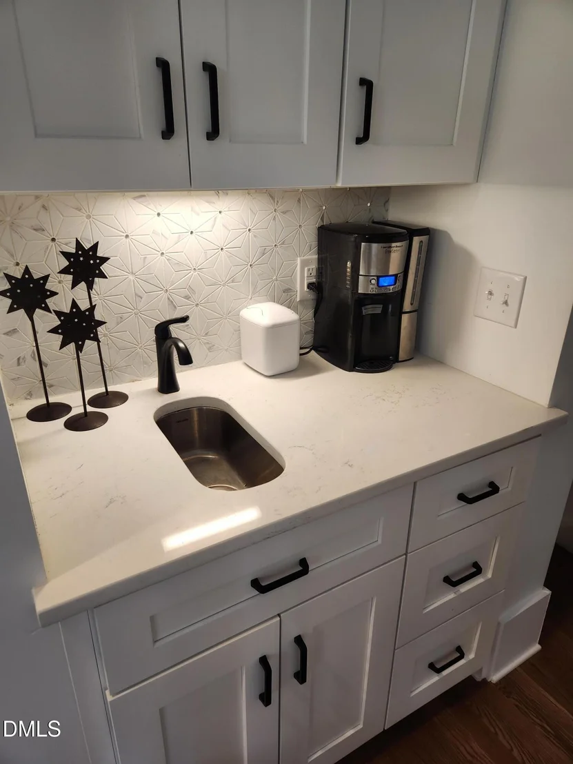 Photo of 1105 Mordecai Drive