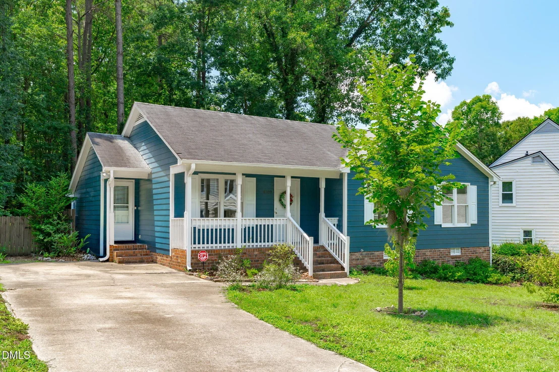 Photo of 8109 Round Oak Road