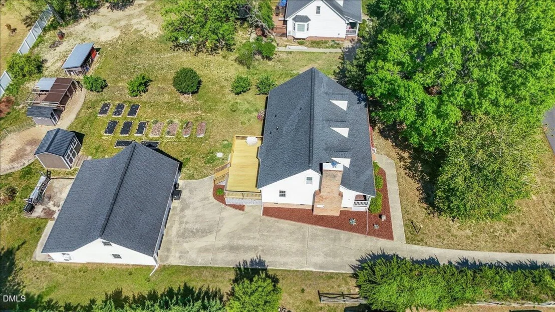 Photo of 1425 Raybon Drive