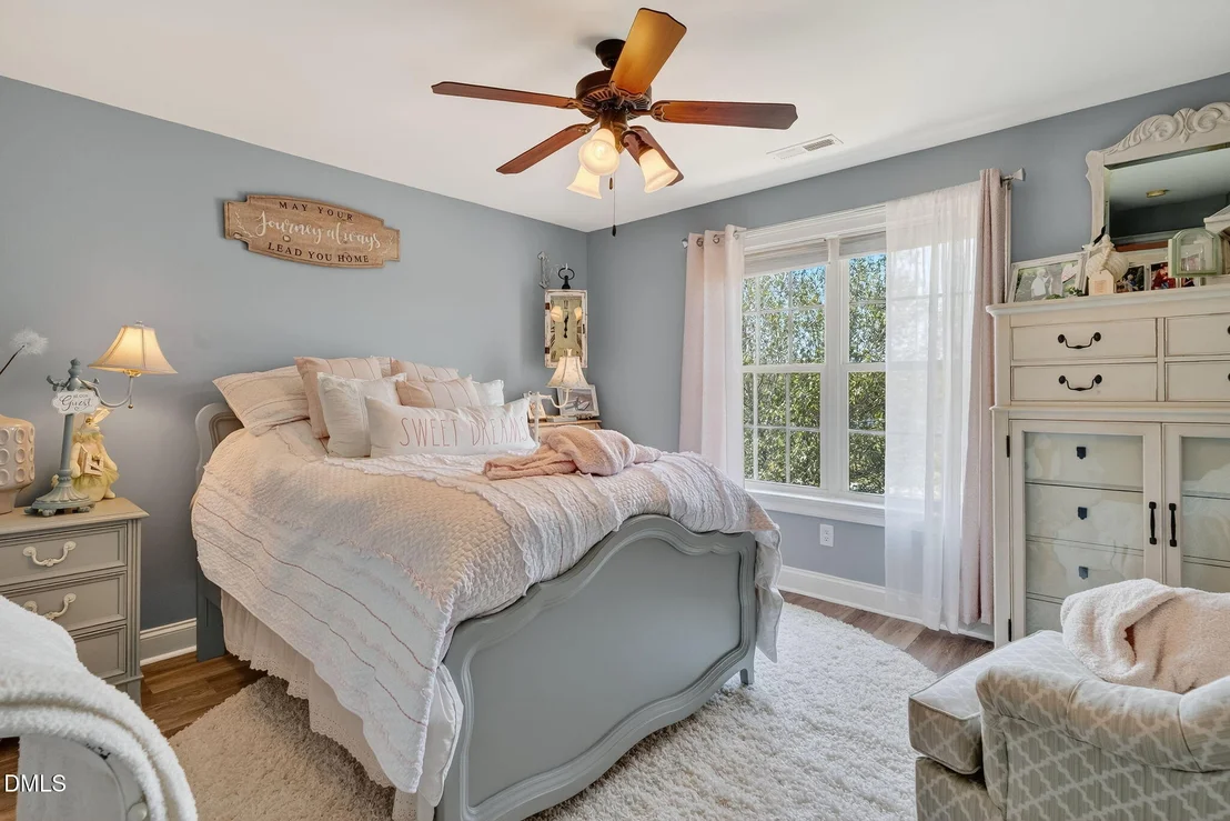 Photo of 296 Shoreline Drive