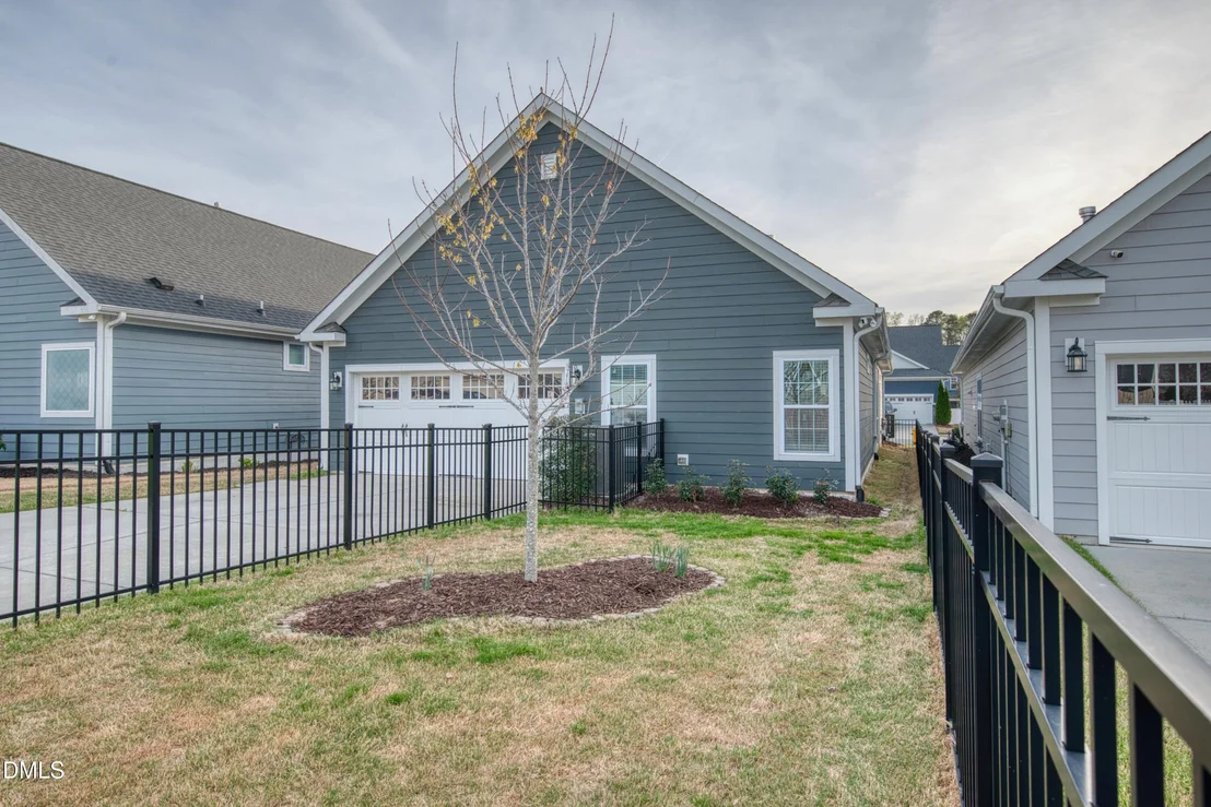 Photo of 621 Midnight Moon Drive