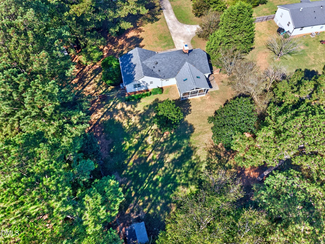 Photo of 8609 Manns Loop Road