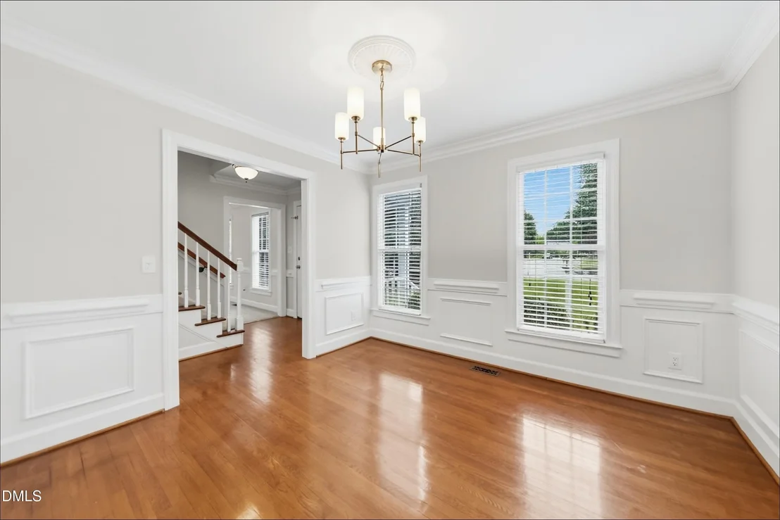 Photo of 1808 Thorpshire Drive