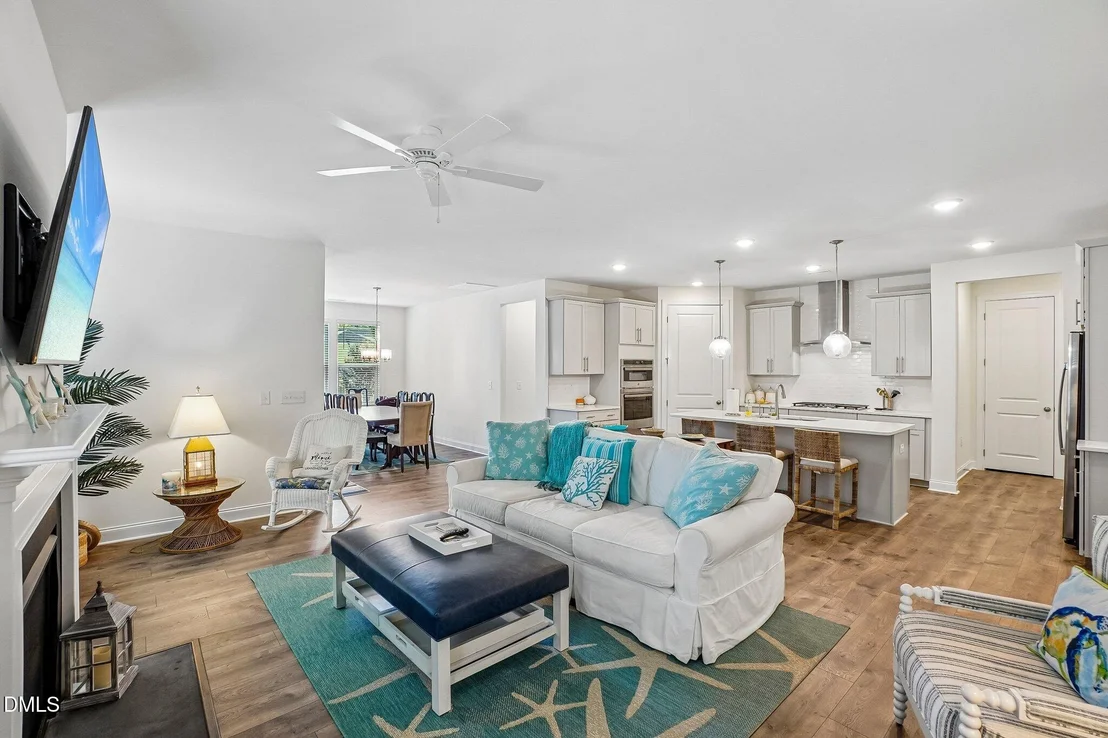 Photo of 1022 Hillside Falls Drive
