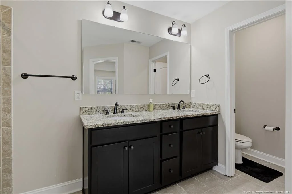 Photo of 31 Waterside Circle