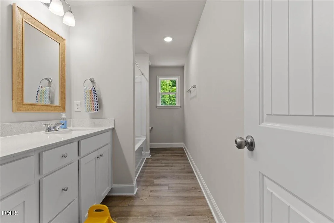 Photo of 111 Kim Bark Path