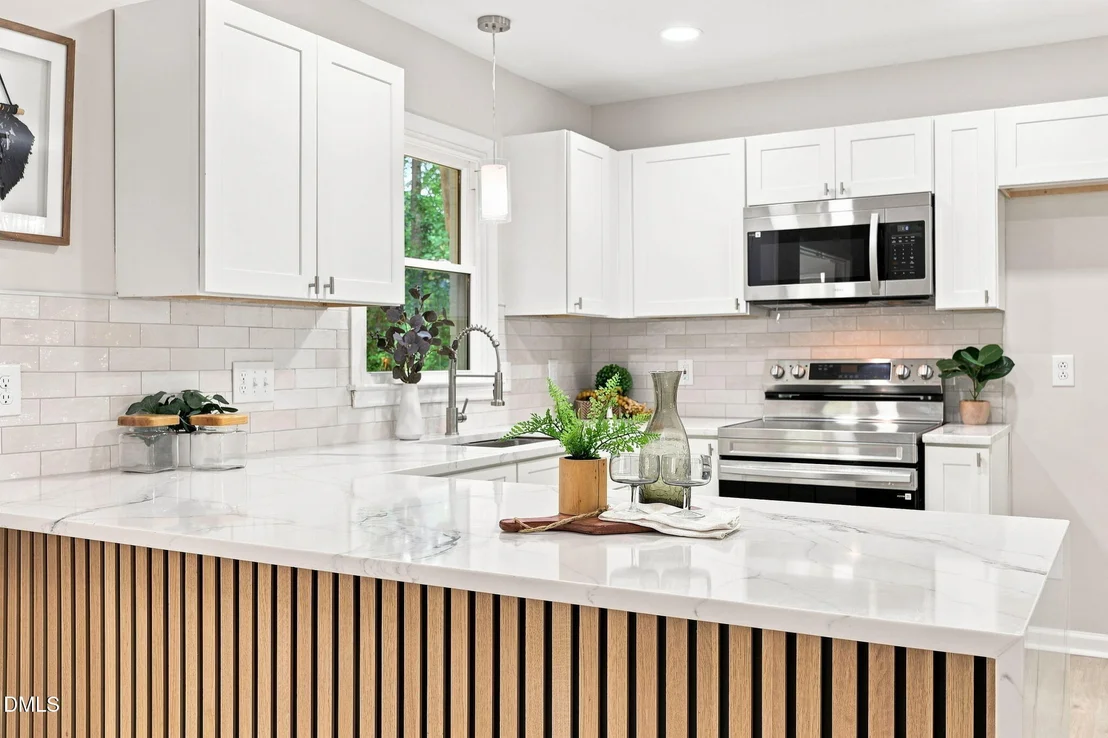 Photo of 807 Yosemite Circle