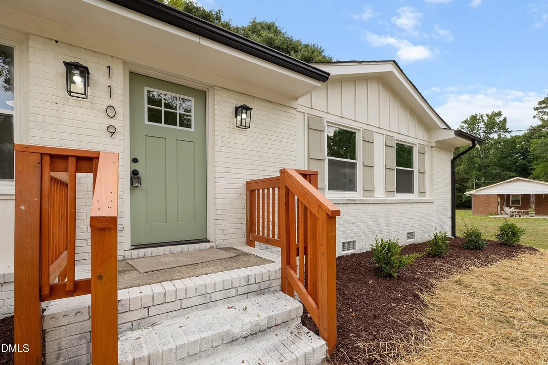 Photo of 1109 Damascus Drive
