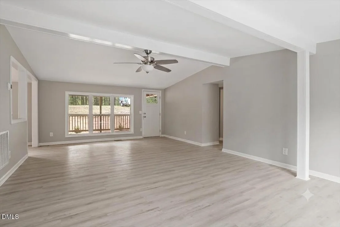 Photo of 581 Ed Thomas Road