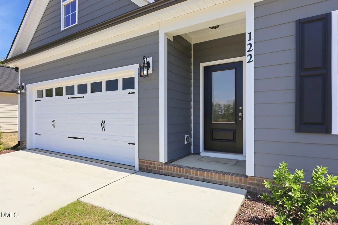 Photo of 122 Grinnell Loop