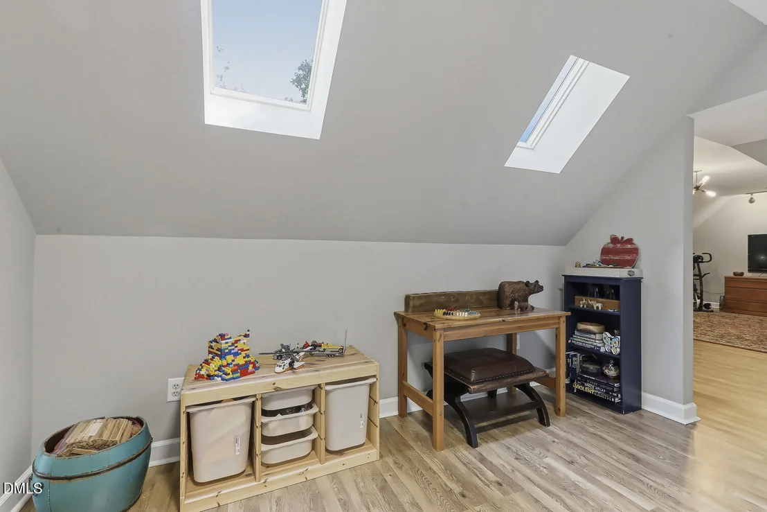 Photo of 429 Grosvenor Drive