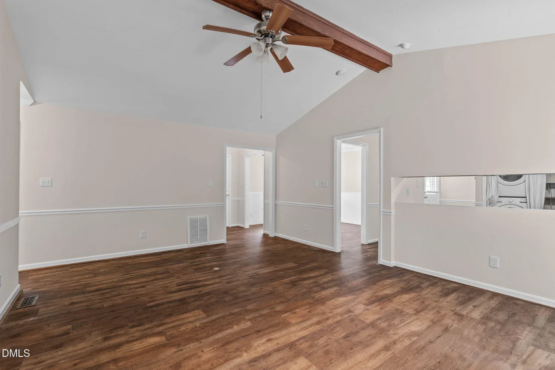 Photo of 8109 Round Oak Road