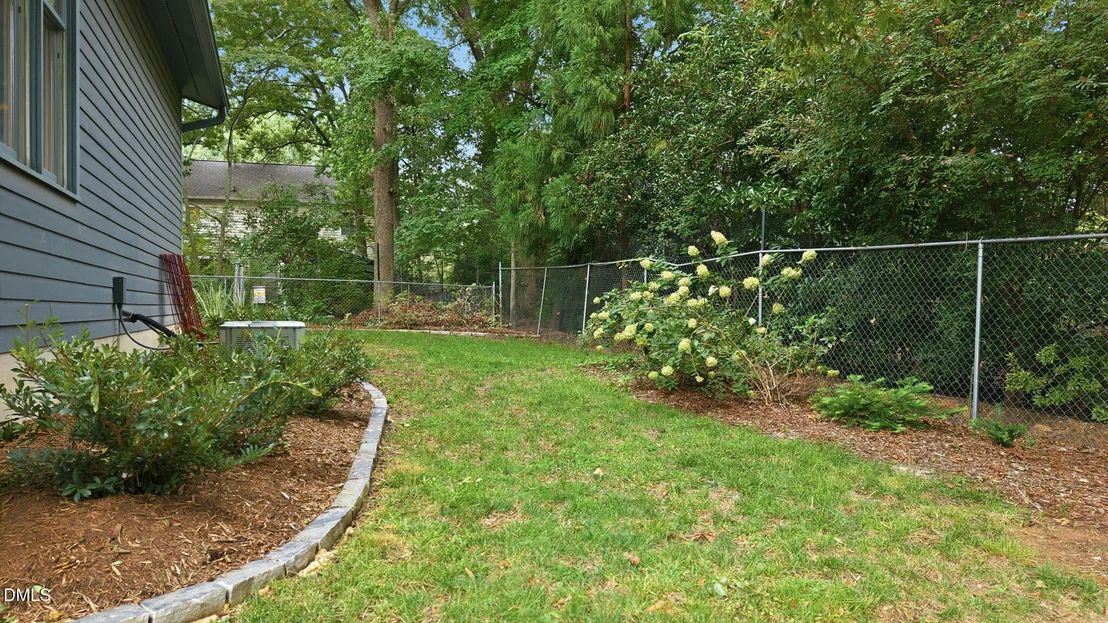 Photo of 403 Oak Avenue