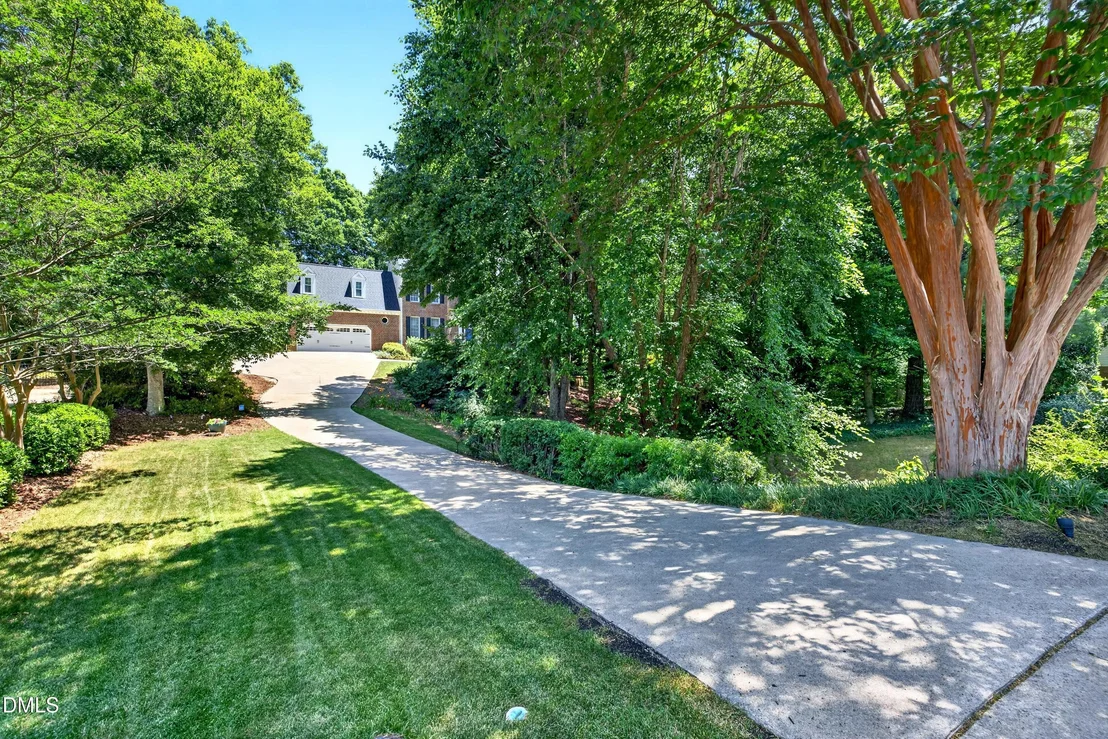 Photo of 306 Kettlebridge Drive