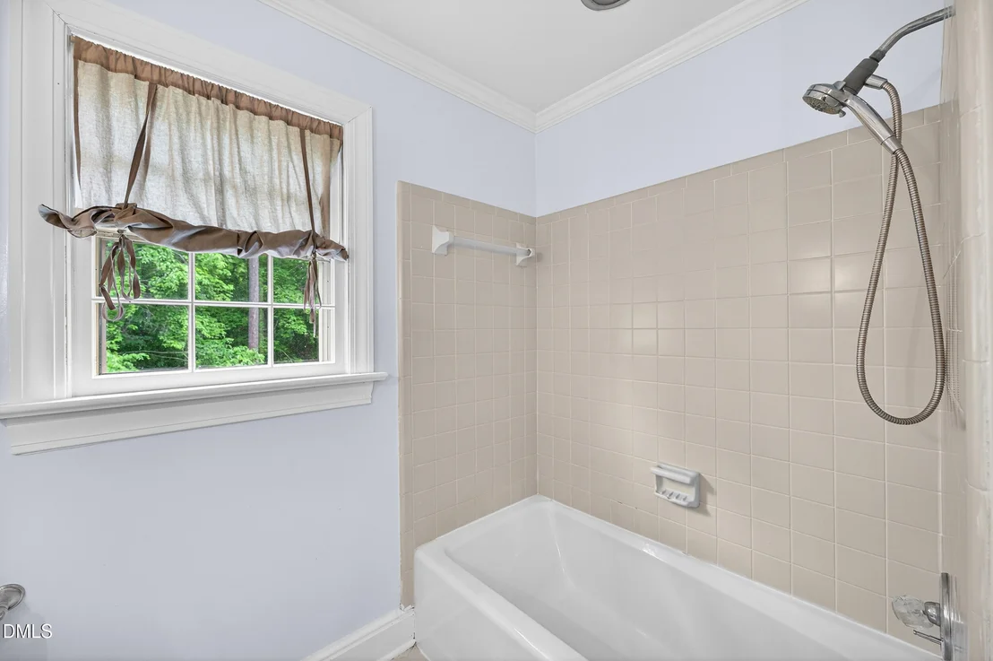 Photo of 1901 Aurora Drive