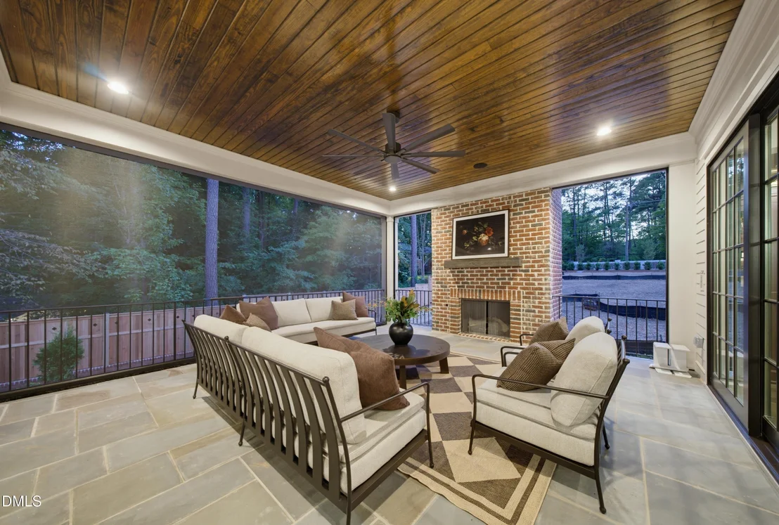 Photo of 1008 Oldfourth Lane
