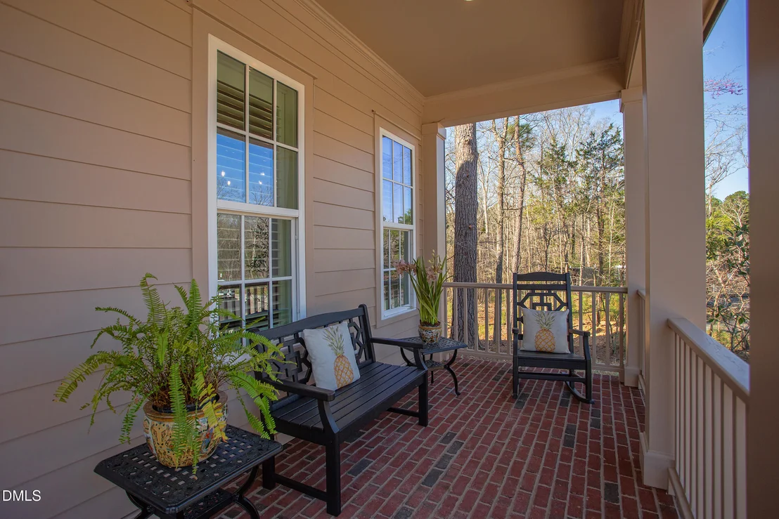 Photo of 1028 Whitehall Circle