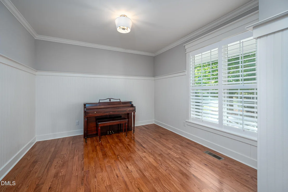 Photo of 7 Persimmon Court
