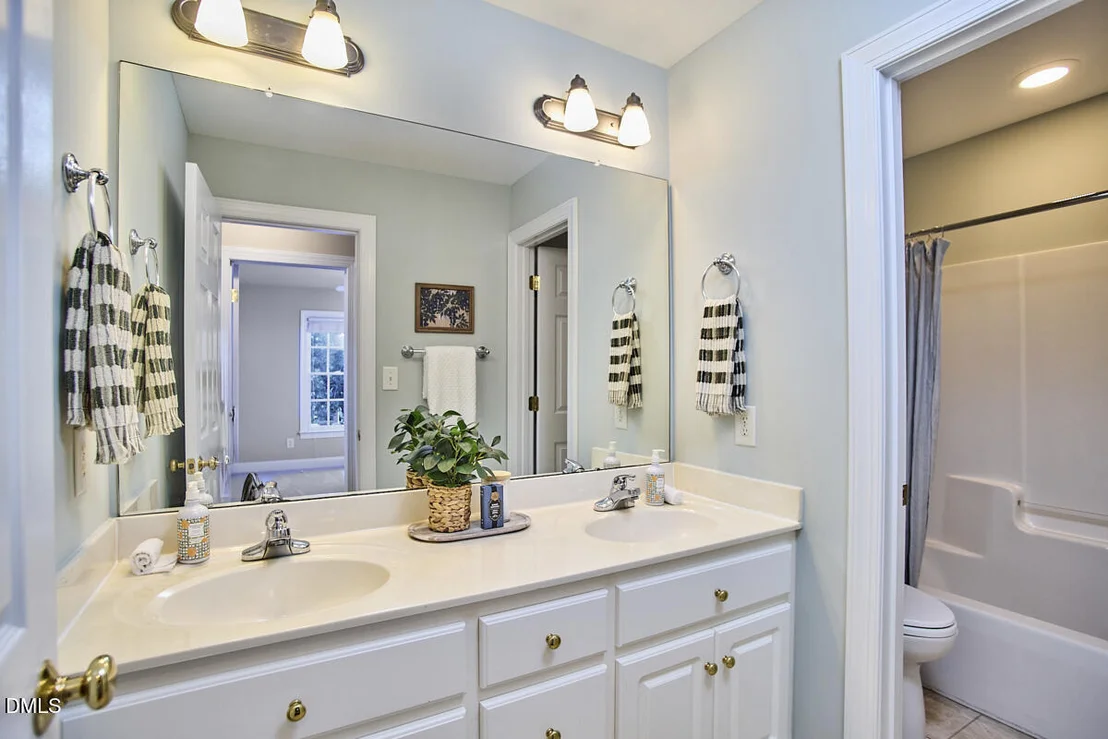 Photo of 4402 Myers Park Drive
