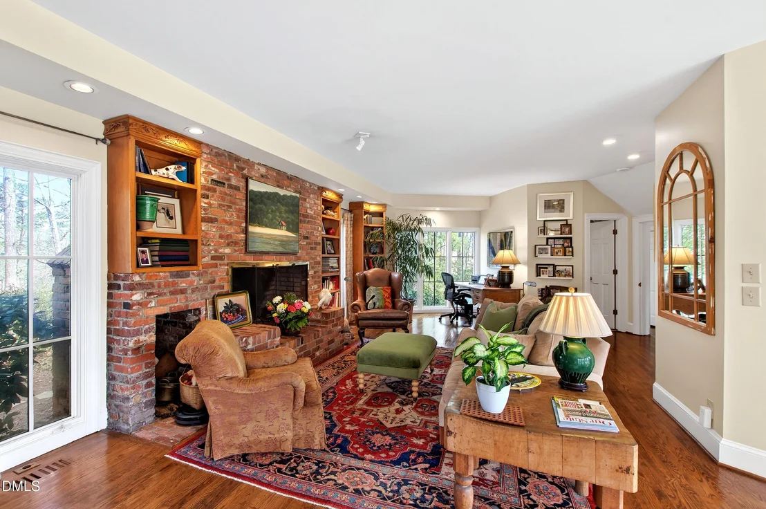 Photo of 223 Hillcrest Circle