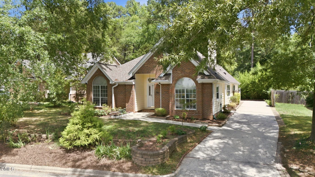 Photo of 104 Covington Drive