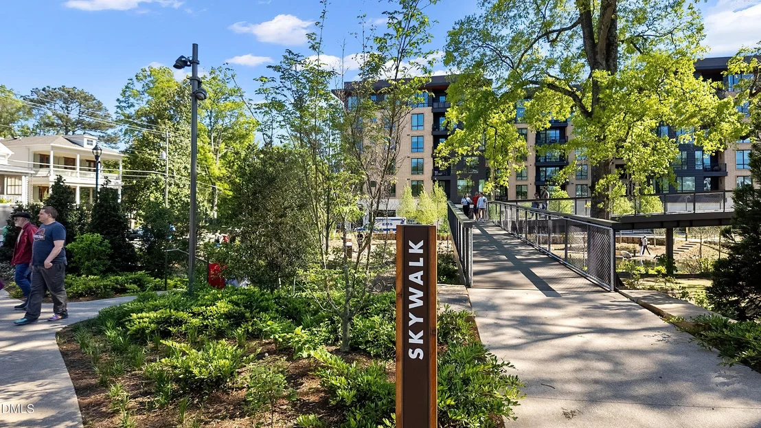 Photo of 514 Holtz Lane