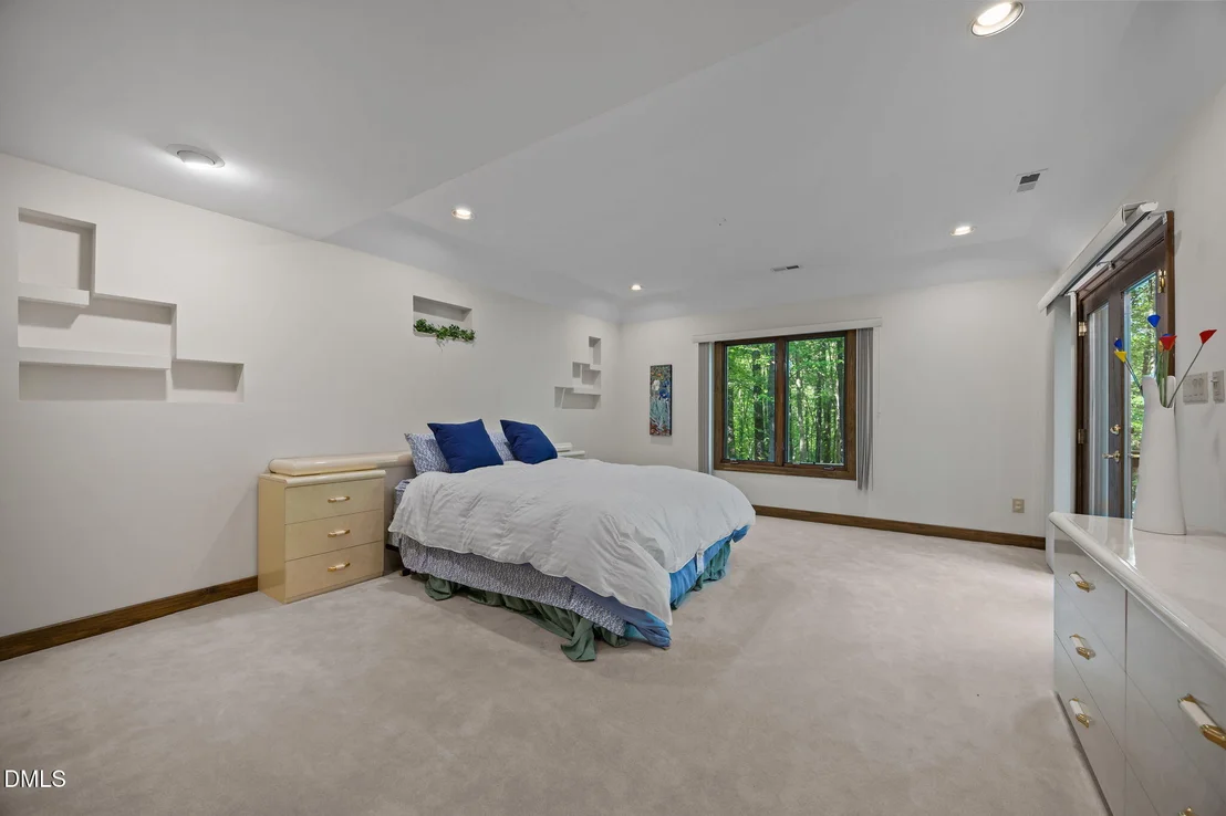 Photo of 12117 Cliffside Circle