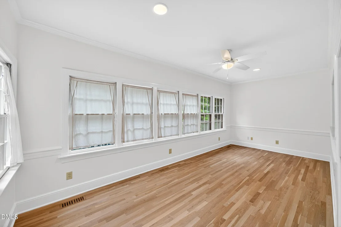 Photo of 1901 Aurora Drive