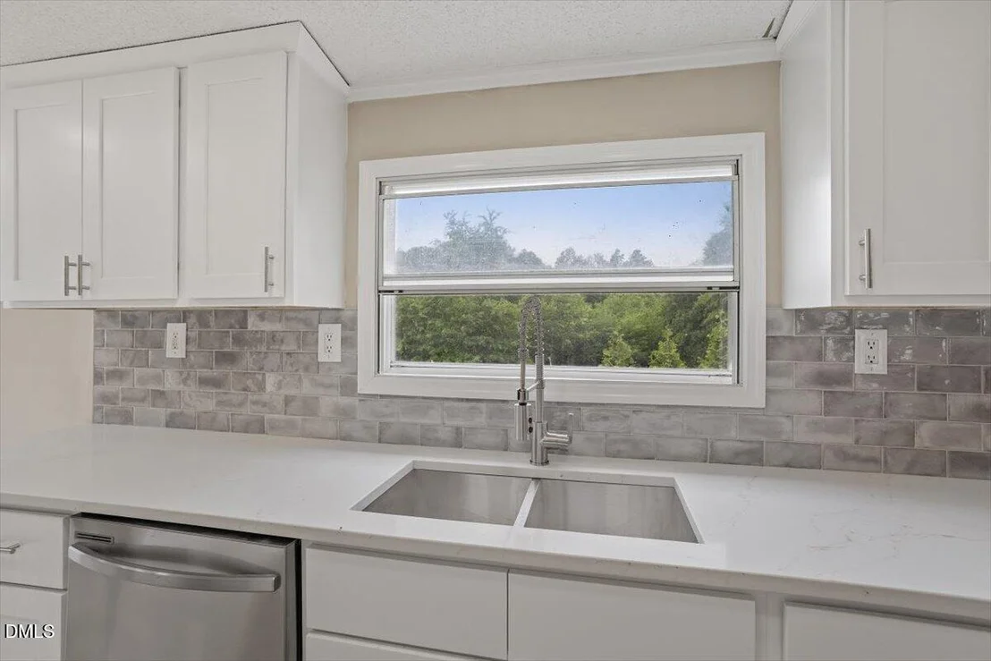 Photo of 1425 Heritage Way