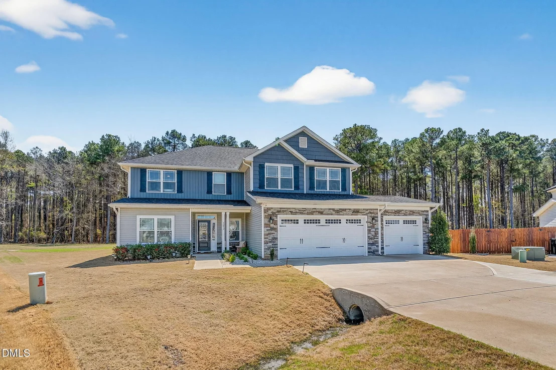 Photo of 283 Raptor Drive