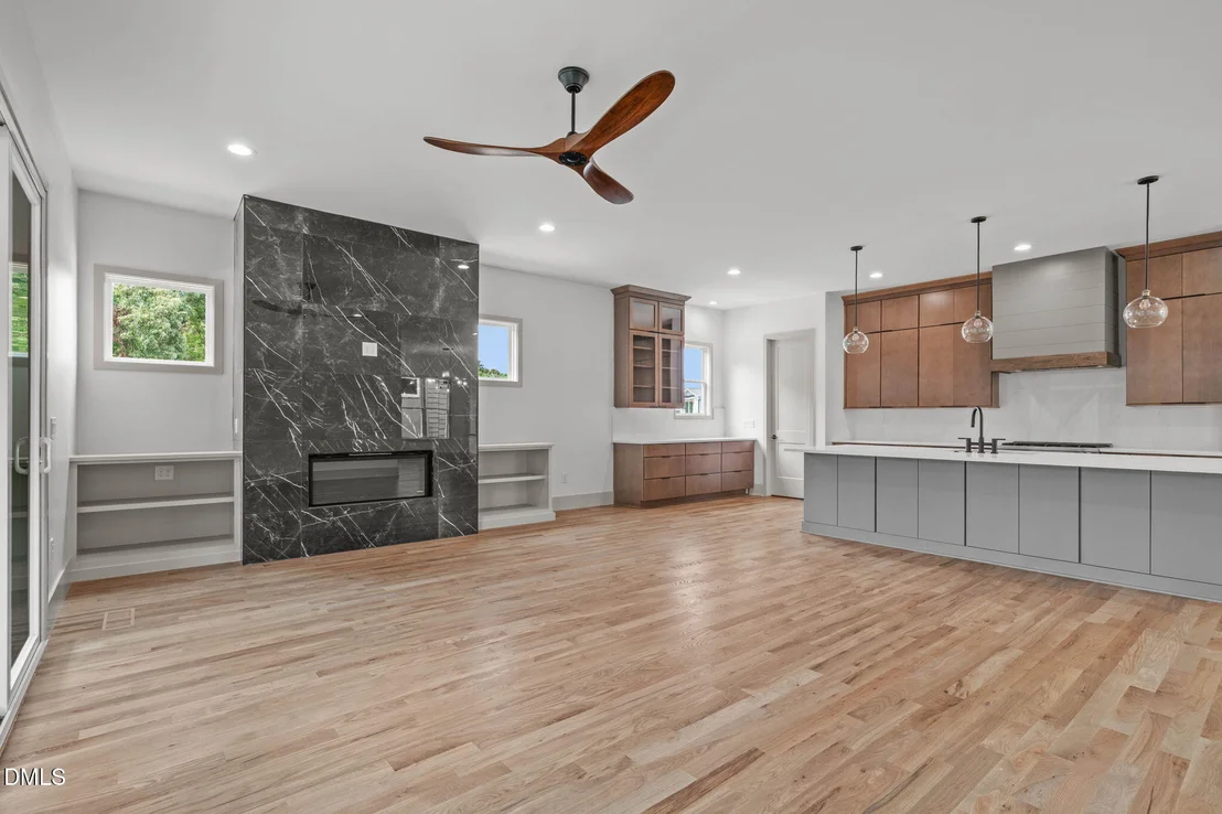 Photo of 1005 Addison Place