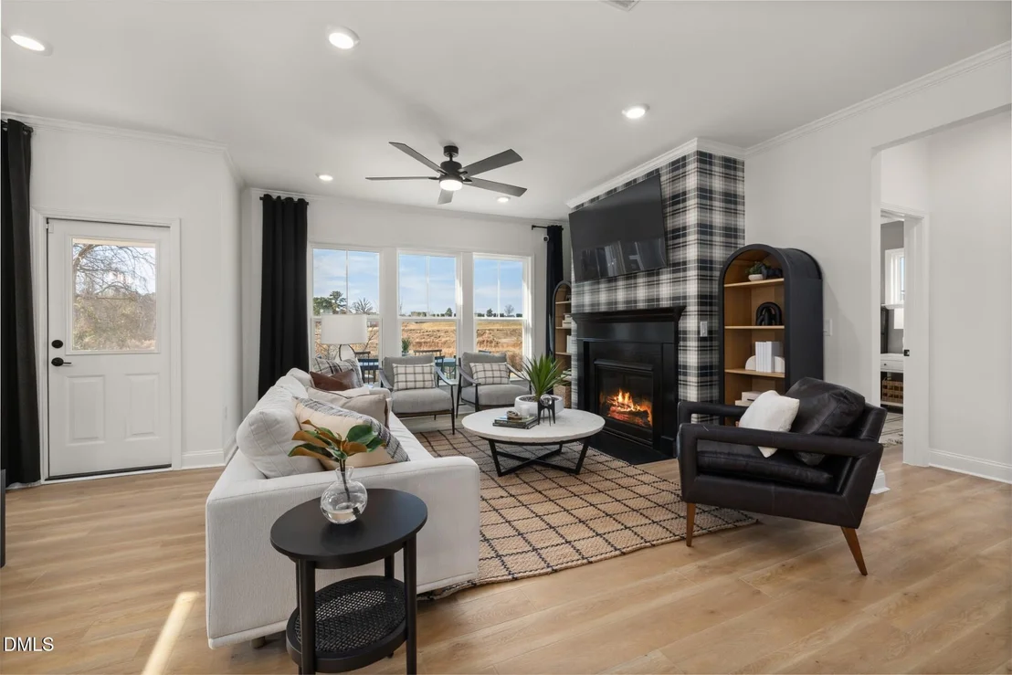 Photo of 3105 Warhorse Road