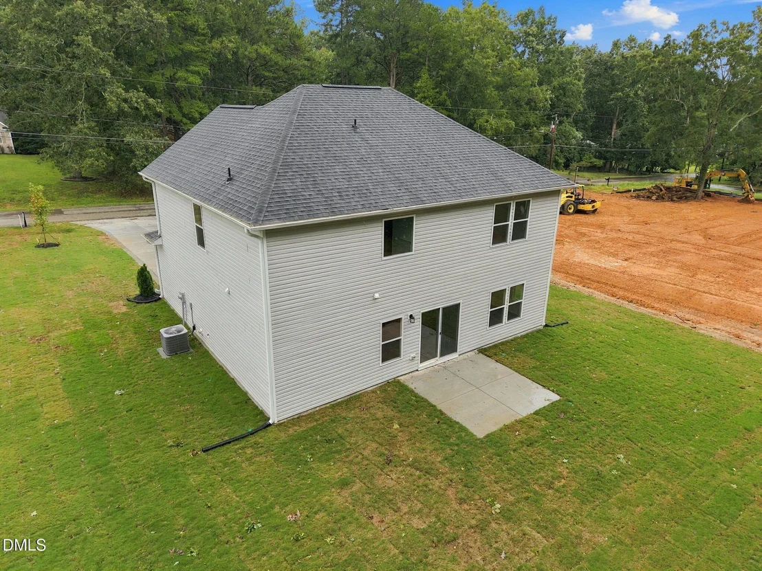 Photo of 709 Crestview Drive