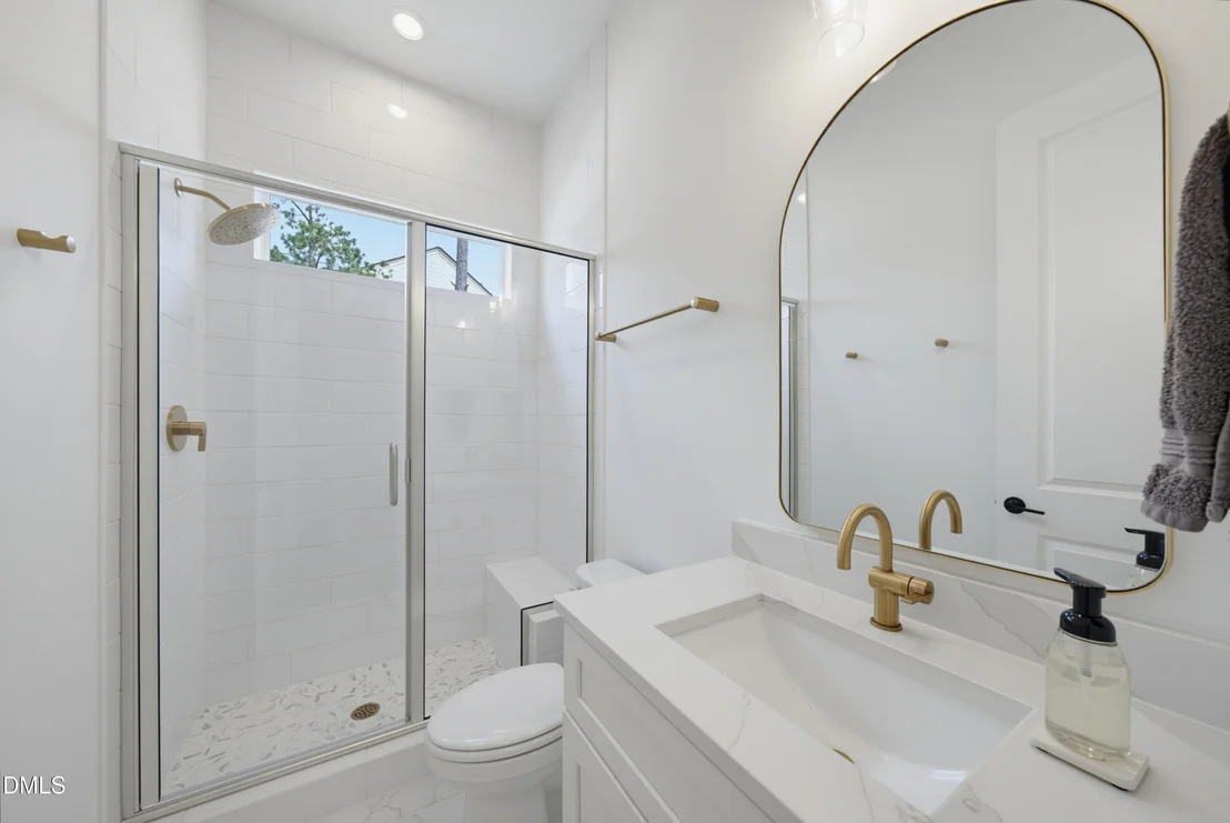 Photo of 40 Spanish Oak Drive