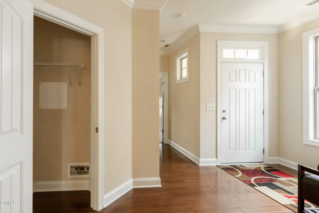 Photo of 820 Lemongrass Lane