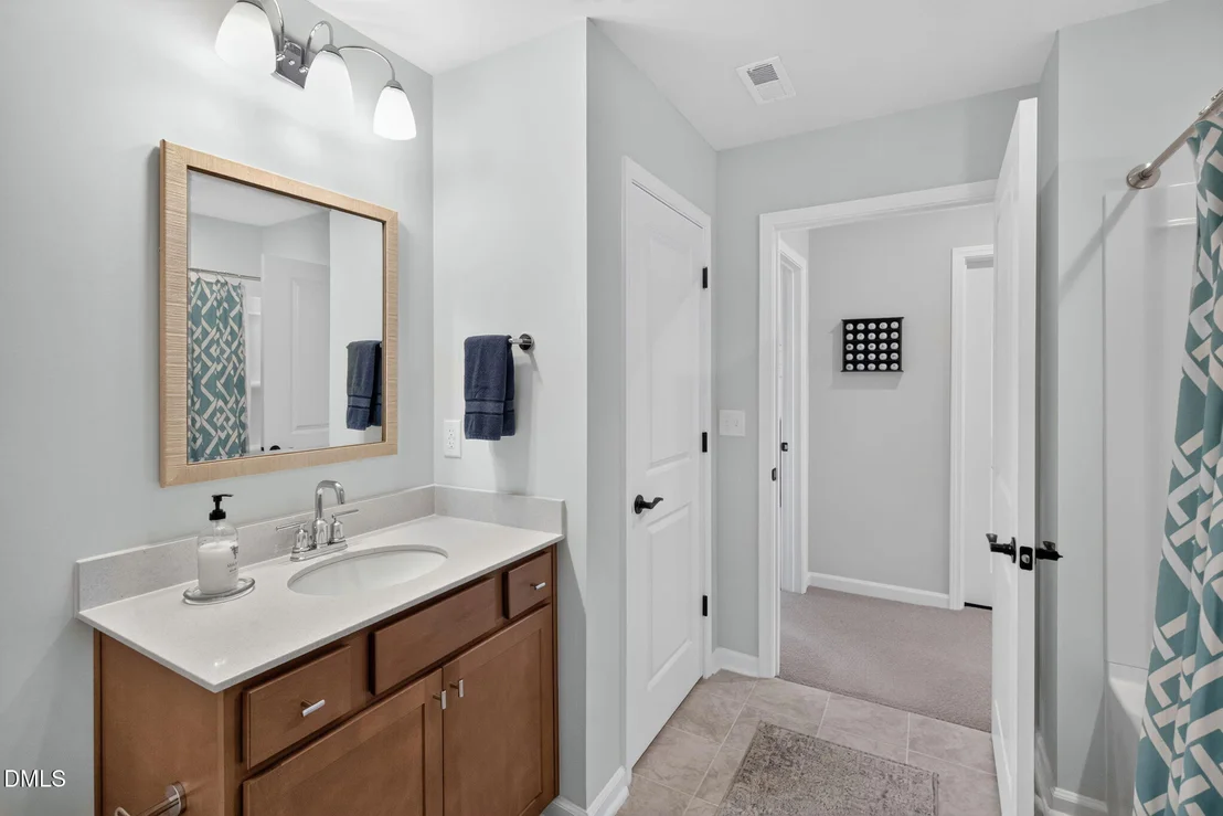 Photo of 104 Shadowbrook Trail